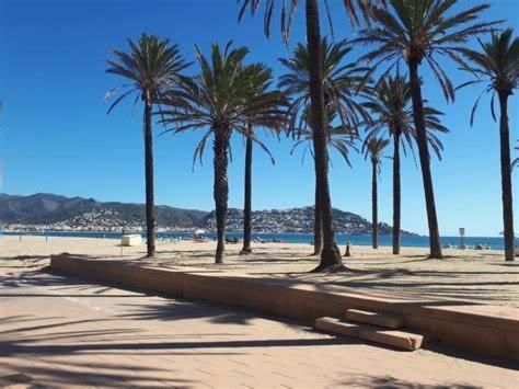 Est1-Spaciouss Appartment In The Beach, Bbq, Downtonwn, Parking, Fast Wifi Fibre Roses Eksteriør bilde