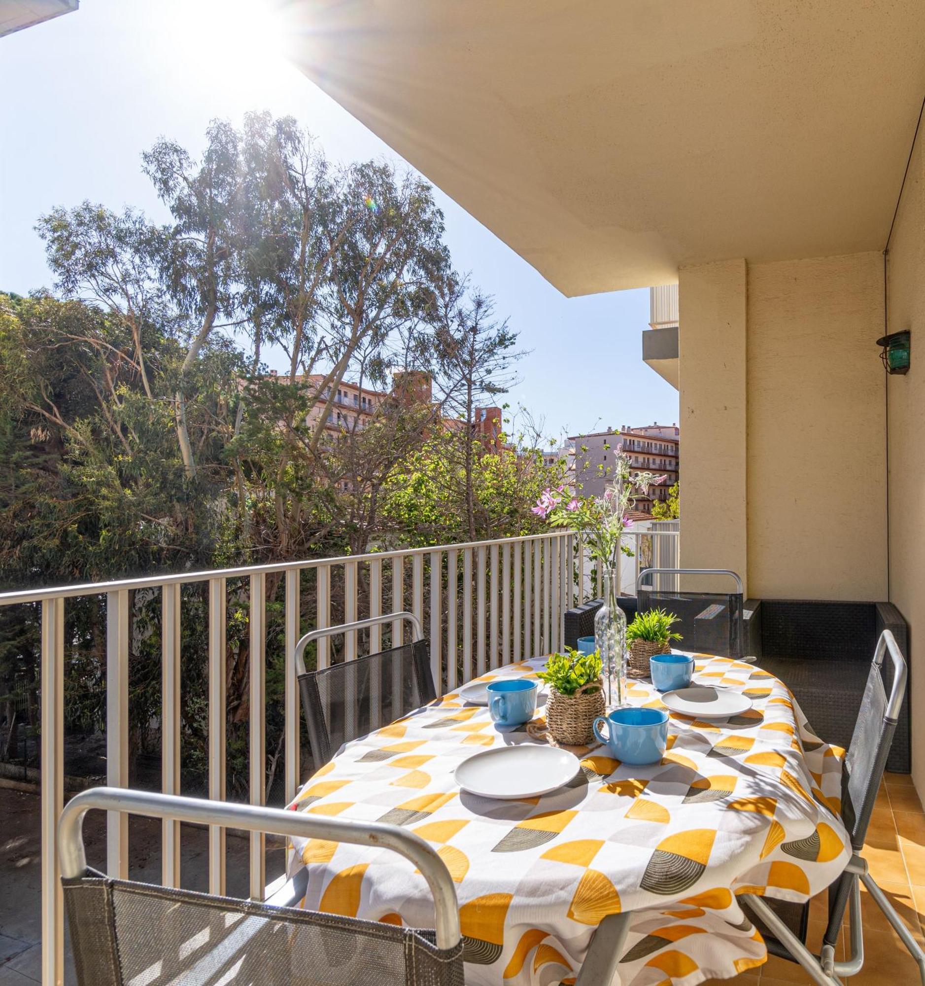 Est1-Spaciouss Appartment In The Beach, Bbq, Downtonwn, Parking, Fast Wifi Fibre Roses Eksteriør bilde